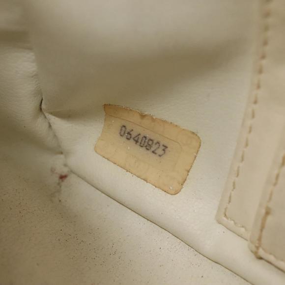 CHANEL Chain V Stitch Shoulder Bag Lamb Skin White CC Auth bs23119 - Picture 12 of 16